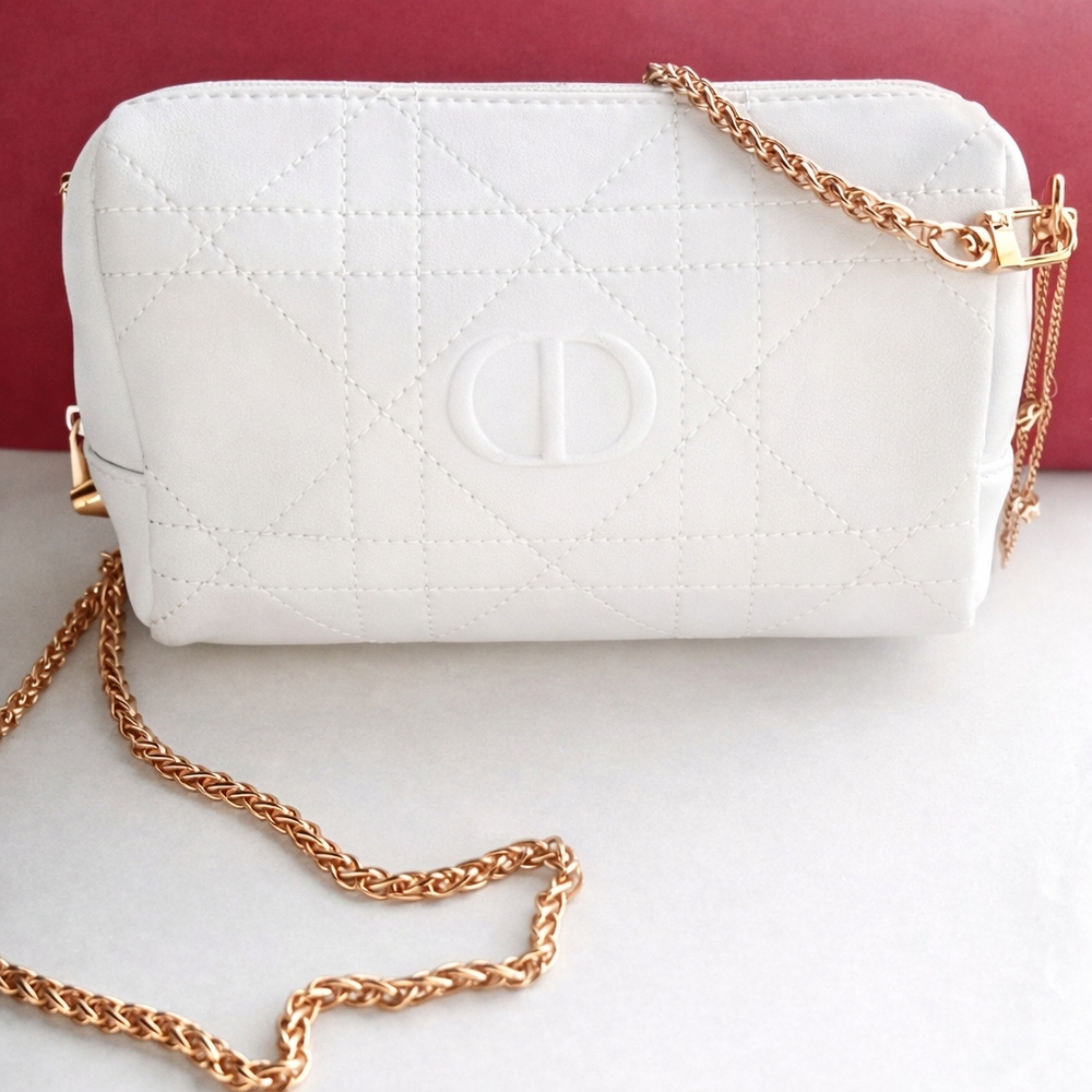 Christian Dior White Quilted Crossbody Gold Chain Star Charm GWP - Picture 2 of 16